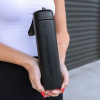 Load image into Gallery viewer, montiico 700mL sipper bottle midnight