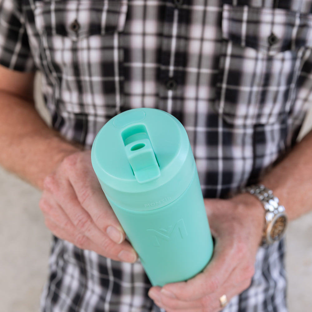 montiico 700mL sipper bottle lagoon