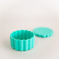 Load image into Gallery viewer, montiico scalloped tubs lagoon
