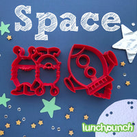 Load image into Gallery viewer, space lunch punch sandwich cutter