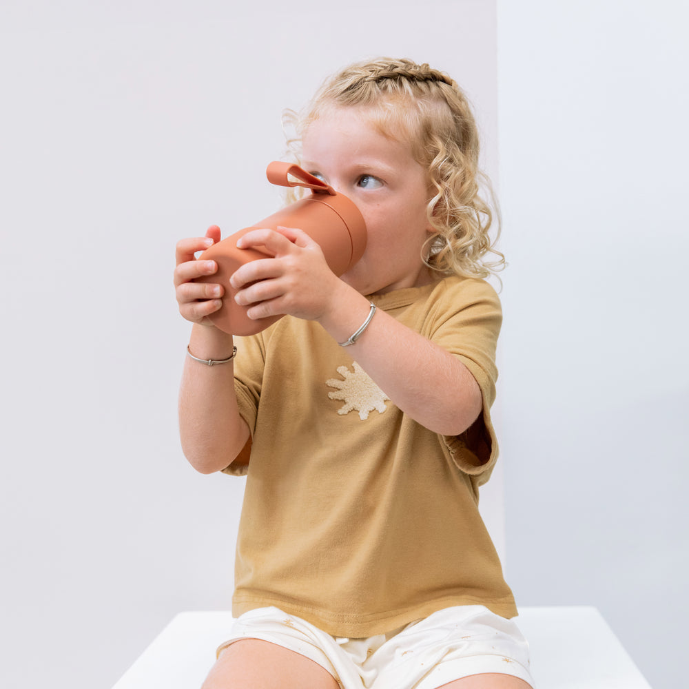 montiico 350mL sipper bottle clay