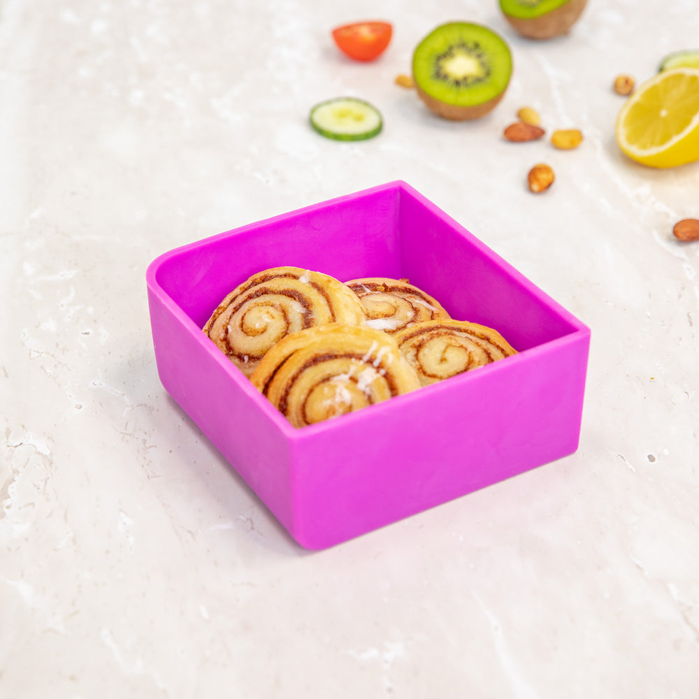 Montiico Feast Square Tray - Fuchsia