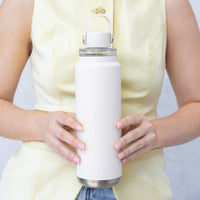Load image into Gallery viewer, MontiiCo 700mL Quench Drink Bottle - cream
