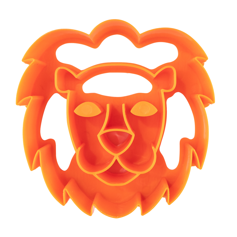 the lunch punch sandwich cutter lion